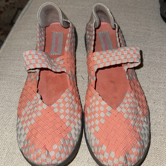 BareTraps Mary Jane, Woven Flexible Slip on Shoes. Size 11 women’s. EUC “IDEENA” - Picture 2 of 10
